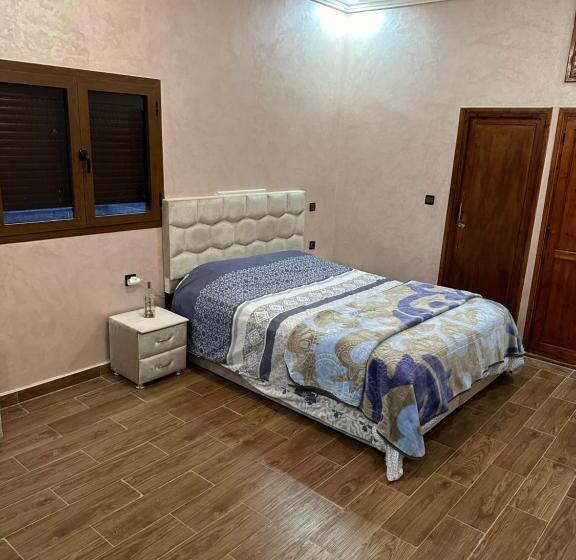 חדר סטנדרט, Boulangerie Lucas