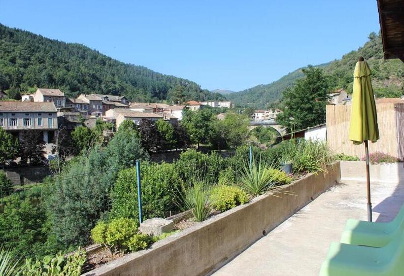 패밀리 룸, La Riveraine Et Les Bicyclettes