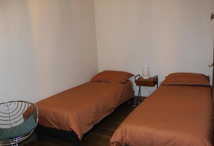 패밀리 룸, La Riveraine Et Les Bicyclettes