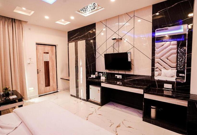 בקתה דלוקס, Bombay Beach Resort