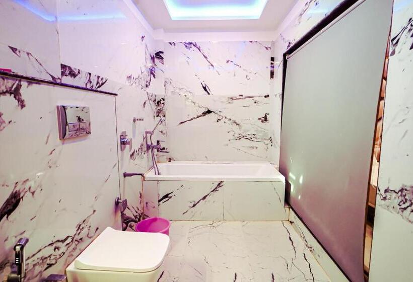 בקתה דלוקס, Bombay Beach Resort