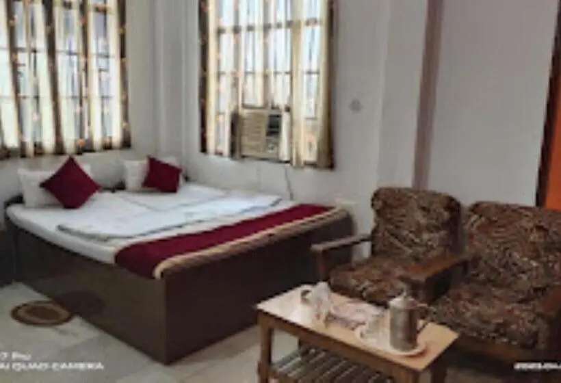 Chambre Deluxe, Amit Lodge, Bihta