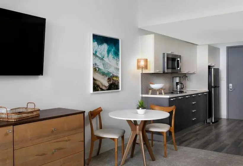 استودیو استاندارد با تخت کینگ, Casa Costera, Isla Verde Beach, Apartments By Marriott Bonvoy