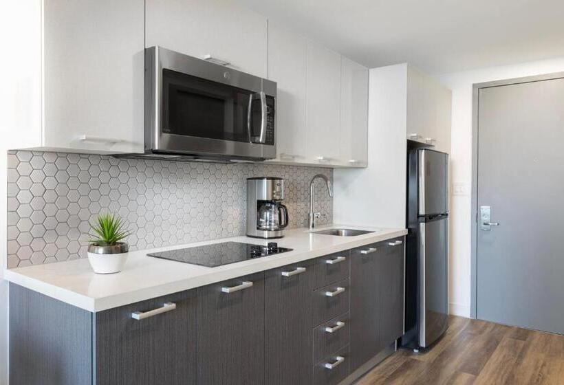 استودیوی استاندارد با تخت دو نفره بزرگ, Casa Costera, Isla Verde Beach, Apartments By Marriott Bonvoy