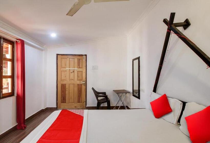 חדר קלאסי לשלושה, O Casa De Boho