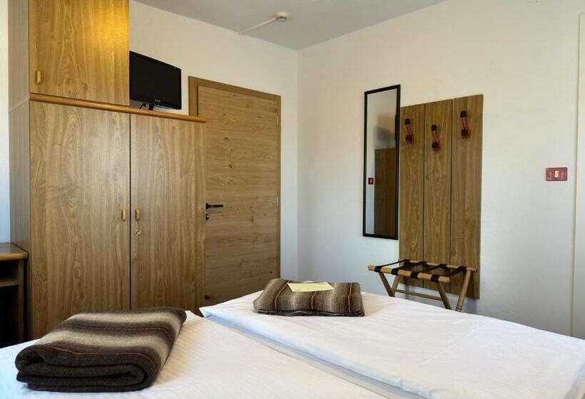 マウンテンビュースタンダードルーム, Panorama Sport