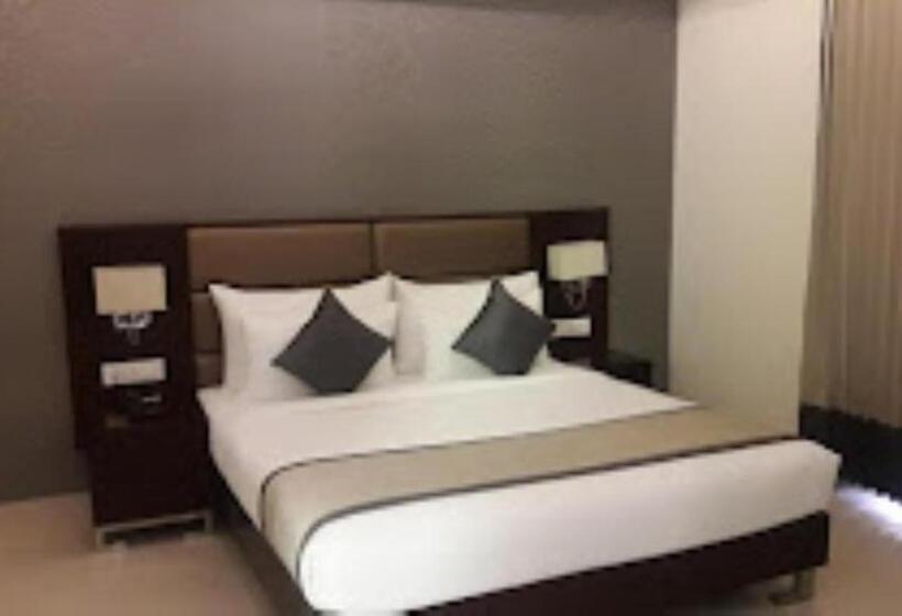 חדר דלוקס, Sai Inn Amhednagar, Maharashtra