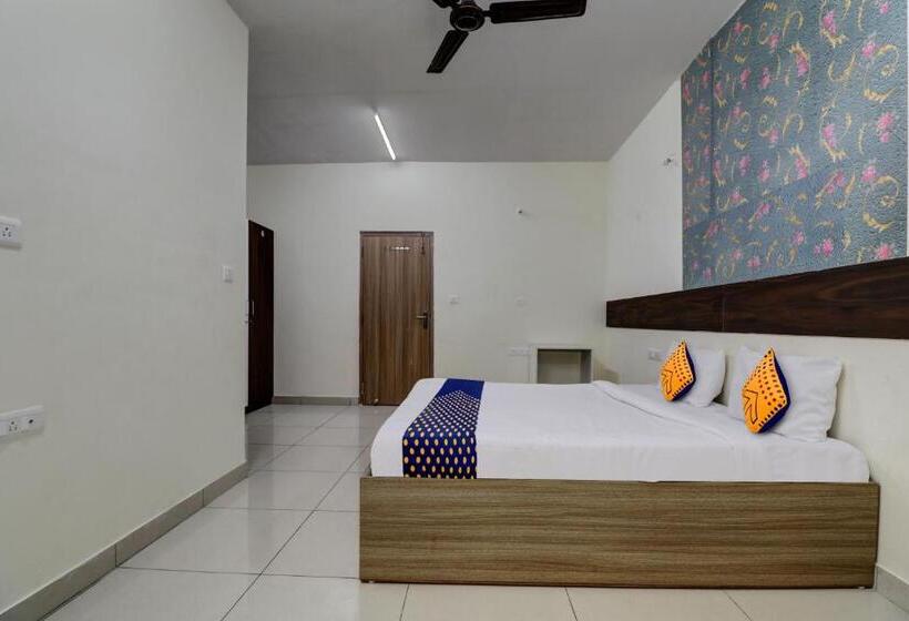 اتاق کلاسیک سه تخته, Spot On Exotic Stay