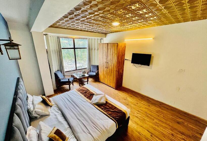 חדר סטנדרט נוף להרים, The River Way With Mountain View And Terrace