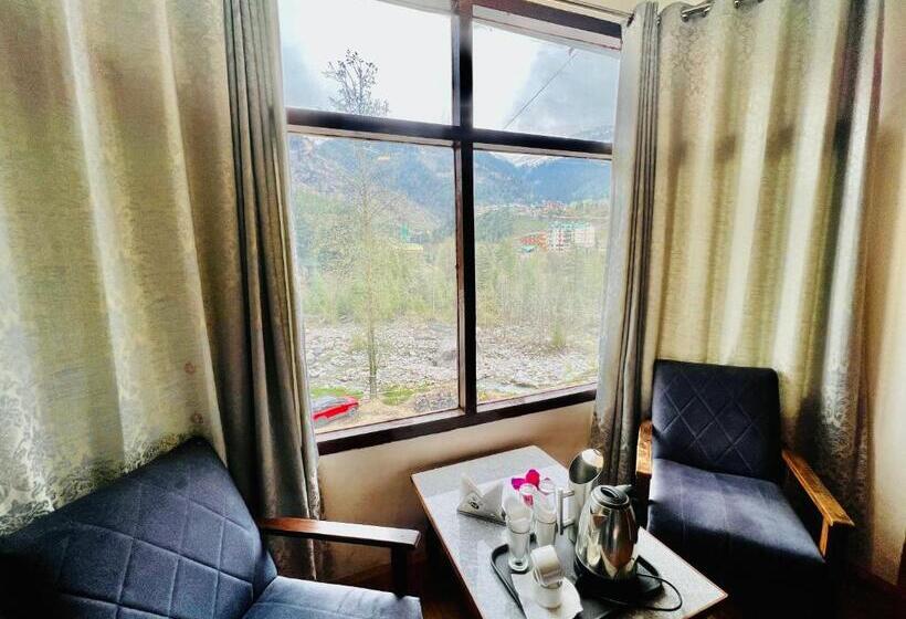 חדר סטנדרט נוף להרים, The River Way With Mountain View And Terrace