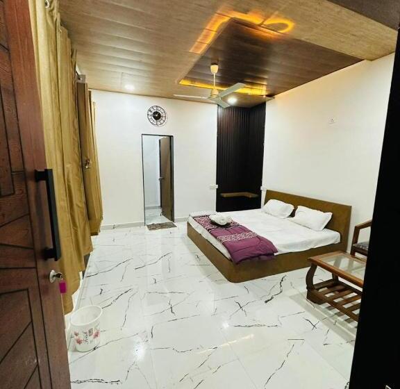Номер Deluxe, Rain Forest Villa And Resort,bhimashankar