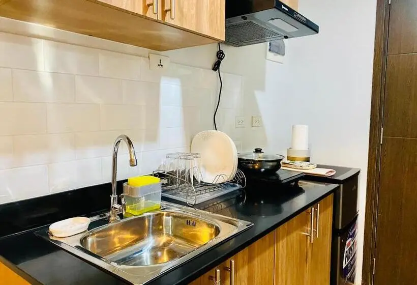 استودیو استاندارد با چشمانداز, Stephen’s Place