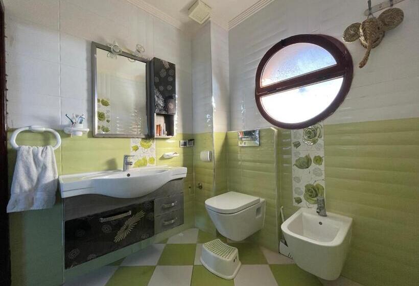 חדר סטנדרט לשלושה עם מרפסת, Dawn Surf