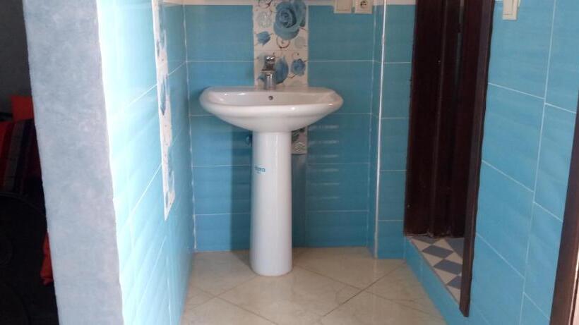 חדר דלוקס, Dawn Surf