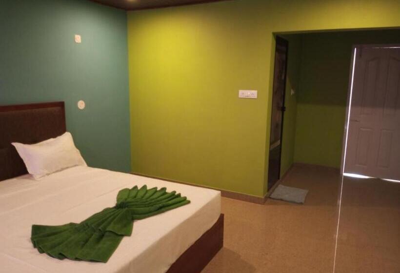 스탠다드 룸 호수 전망, Green Miles Resort