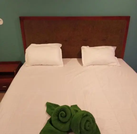 バルコニー付きデラックスルーム, Green Miles Resort