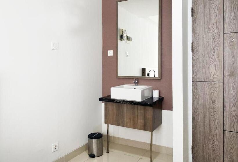 デラックスルーム, Dhika Serenity Surabaya