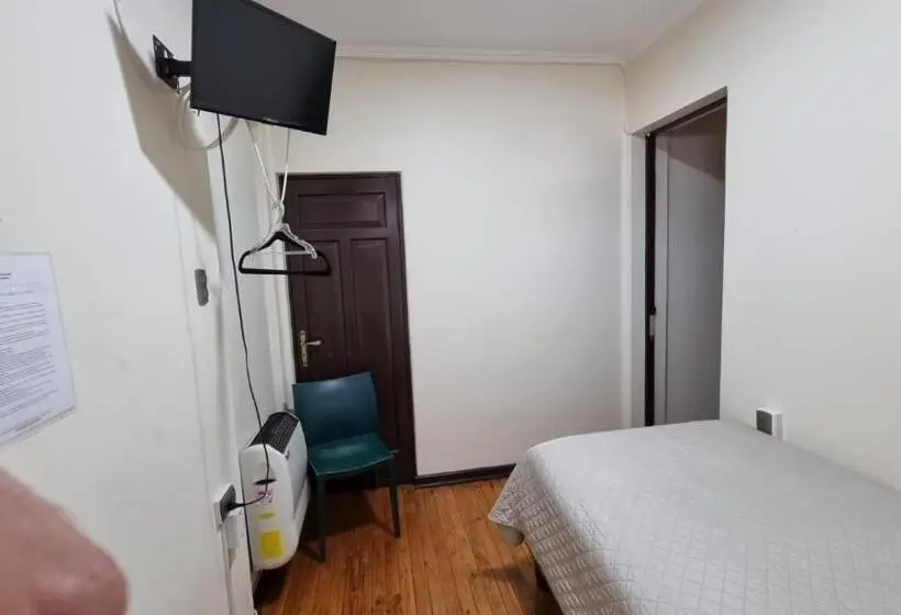 Standard Yhden Hengen Huone Jaettu Kylpyhuone, Hostal Magnolia