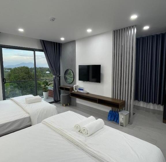 Standardzimmer Kingsize Bett, Lagi Beach