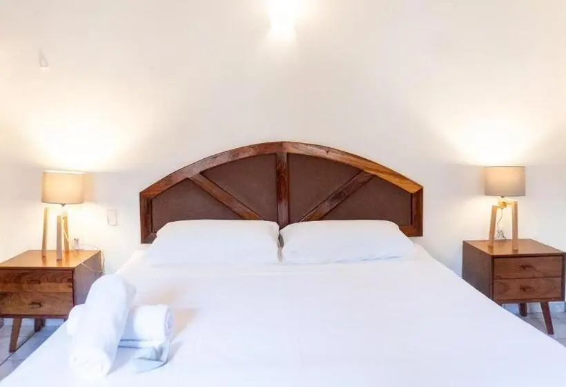エコノミールーム, Esencia Puerto Escondido