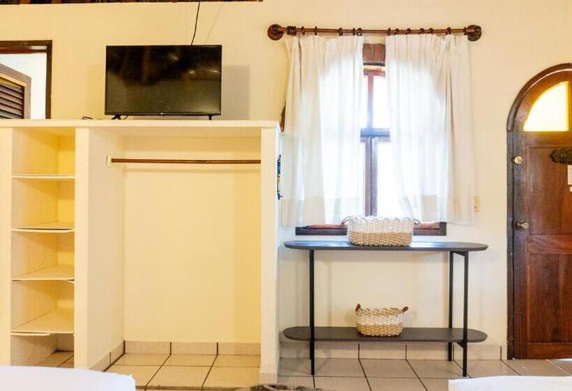 غرفة إقتصادية رباعية, Esencia Puerto Escondido