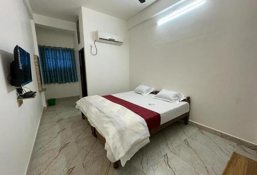 اتاق لوکس, New Aastha