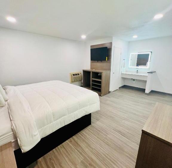 Люкс Кровать Кинг, Relax Inn