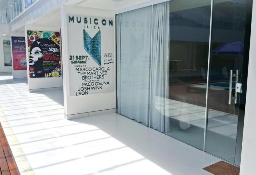 سوئیت با تخت بزرگ, Pousada Corais De Ibiza