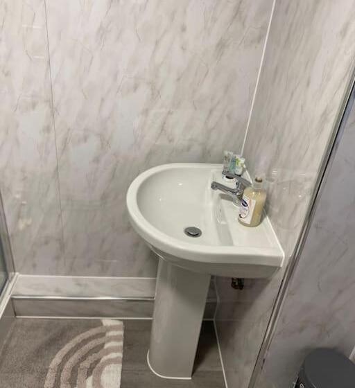 חדר סטנדרט, Dorcas Lodge   Lovely House With High Speed Wifi And Free Parking