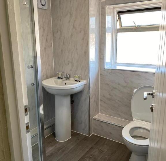 חדר סטנדרט יחיד, Dorcas Lodge   Lovely House With High Speed Wifi And Free Parking