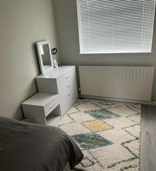 חדר סטנדרט יחיד, Dorcas Lodge   Lovely House With High Speed Wifi And Free Parking