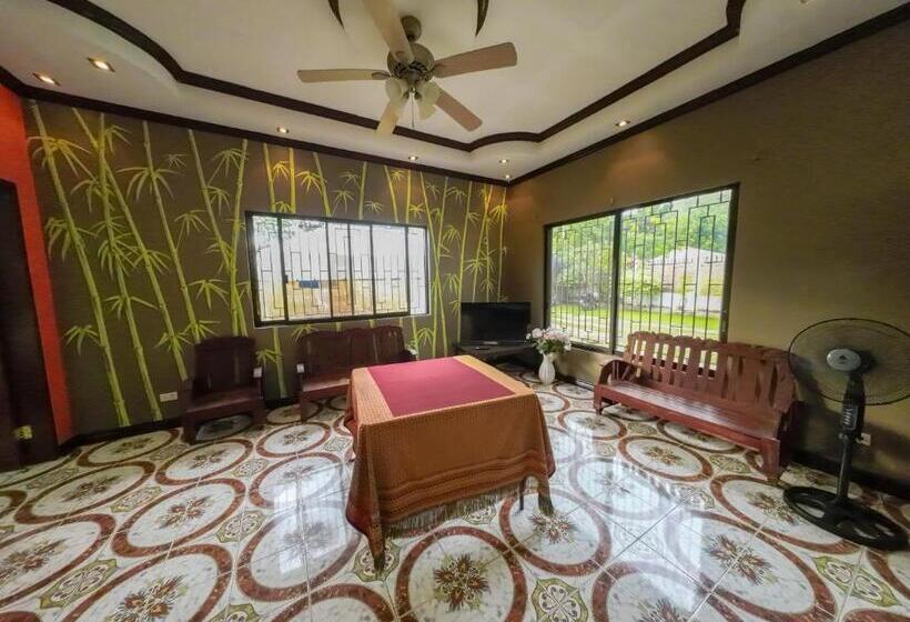 خانه 4 خوابه, Sunrise Guesthouse And Inn, Panglao