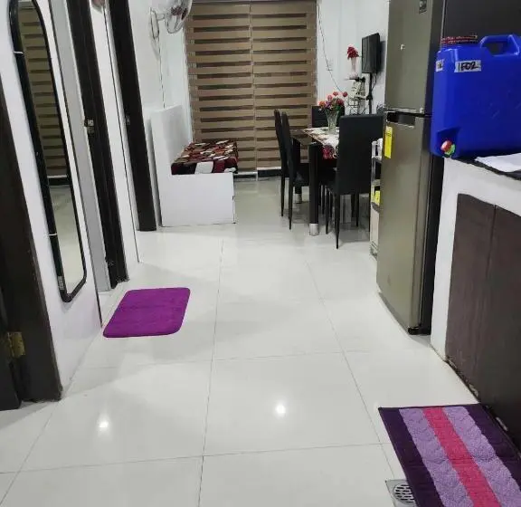 Perhehuone, The Burnham Hill Condo By Jobix
