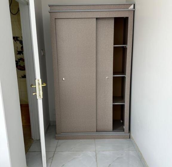 غرفة قياسية فردية, برج موجان السكني التجاري