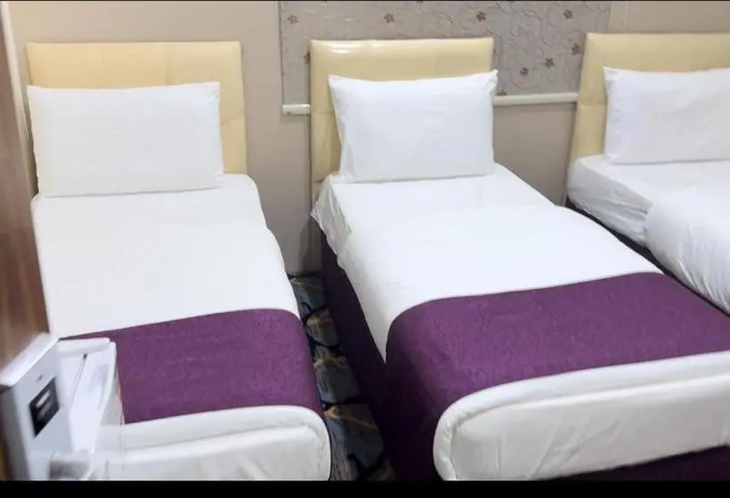 Standard Kolmen Hengen Huone, Noor Manazil فندق نور منازل