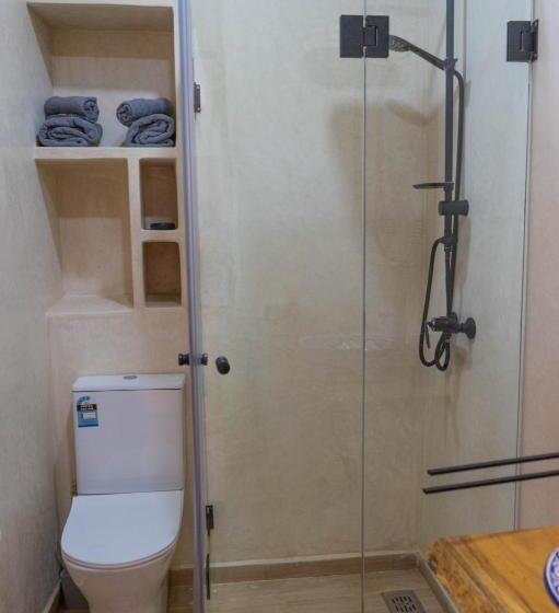 اتاق استاندارد, Dar Makai Surf