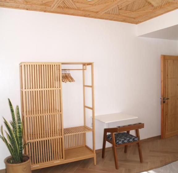 اتاق استاندارد, Dar Makai Surf