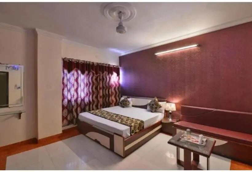 スタンダードルーム, Midtown Inn, Singrauli