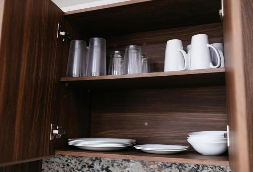 חדר משפתחתי סופריור, Monyxbnb