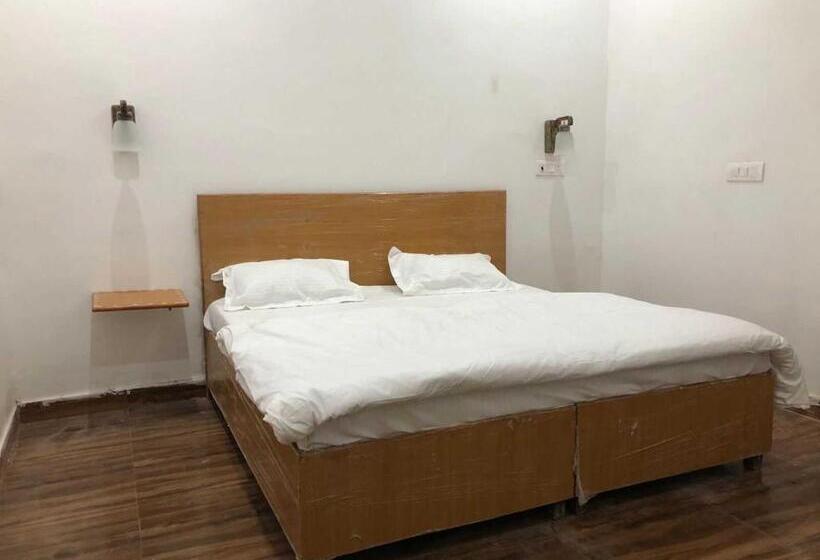 Quarto Triplo Clássico, Super Hotel O Groovewave