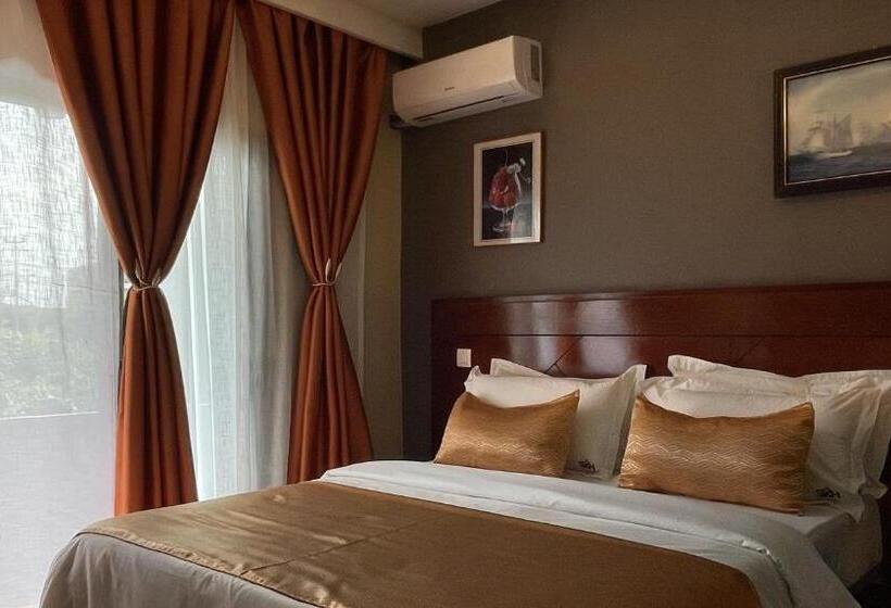 اتاق لوکس, Sky Kenako