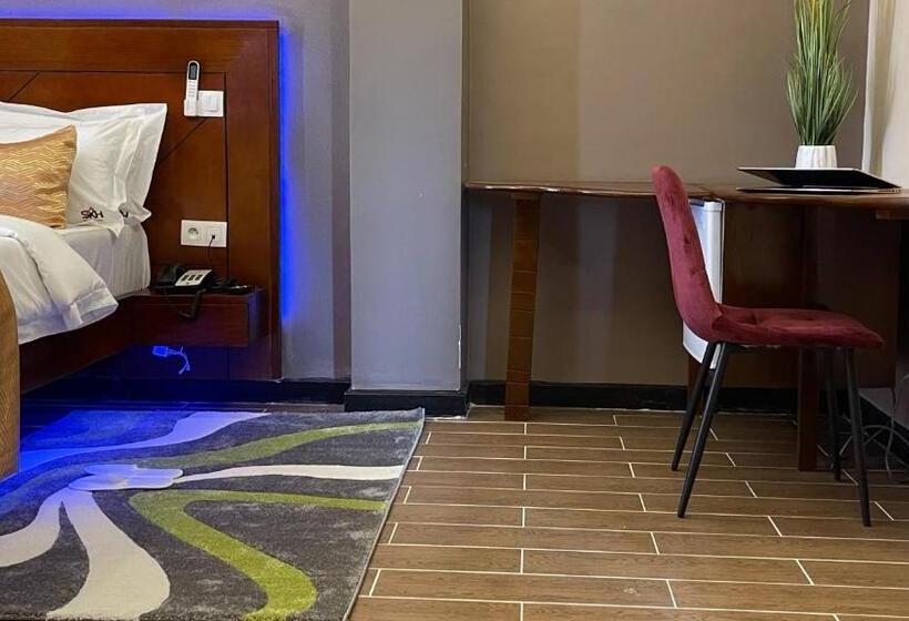 اتاق لوکس, Sky Kenako