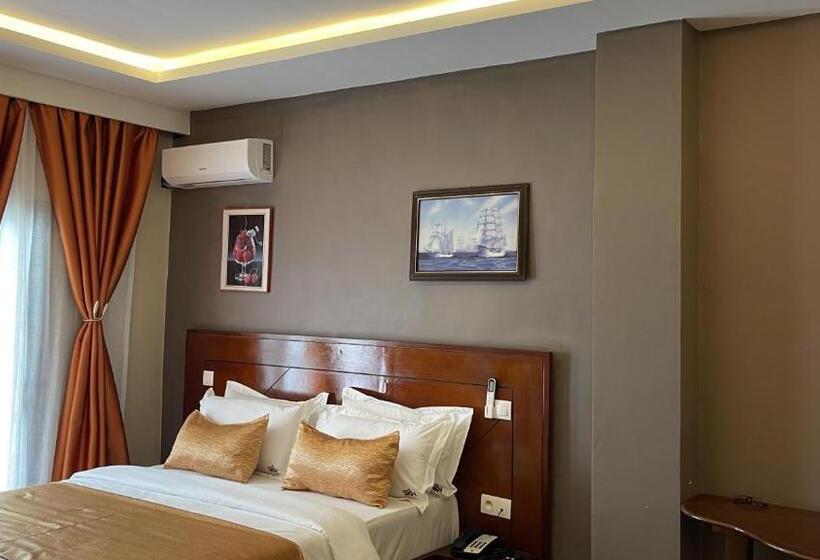 اتاق لوکس, Sky Kenako