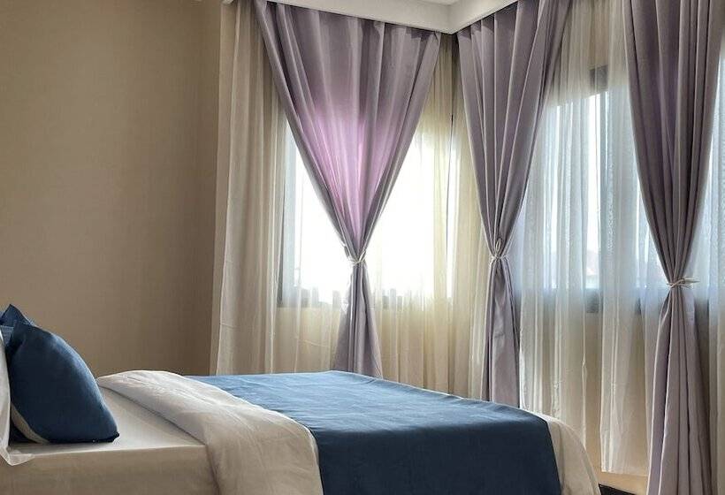 سوییت جونیور, Sky Kenako