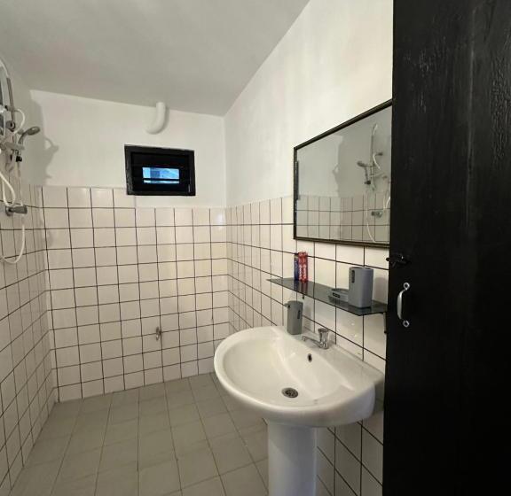 غرفة ديلوكس مطلّة علي البحر, White Hill