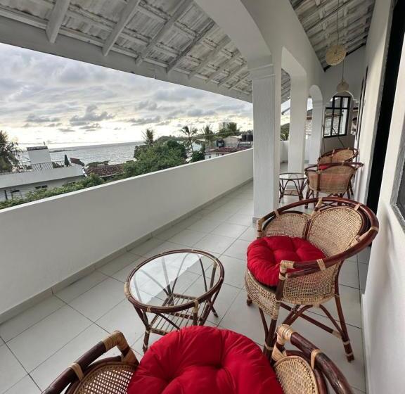 غرفة ديلوكس مطلّة علي البحر, White Hill