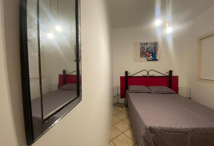 اتاق استاندارد با سرویس بهداشتی مشترک, Neighbor.hub Hostel & Coliving Floripa