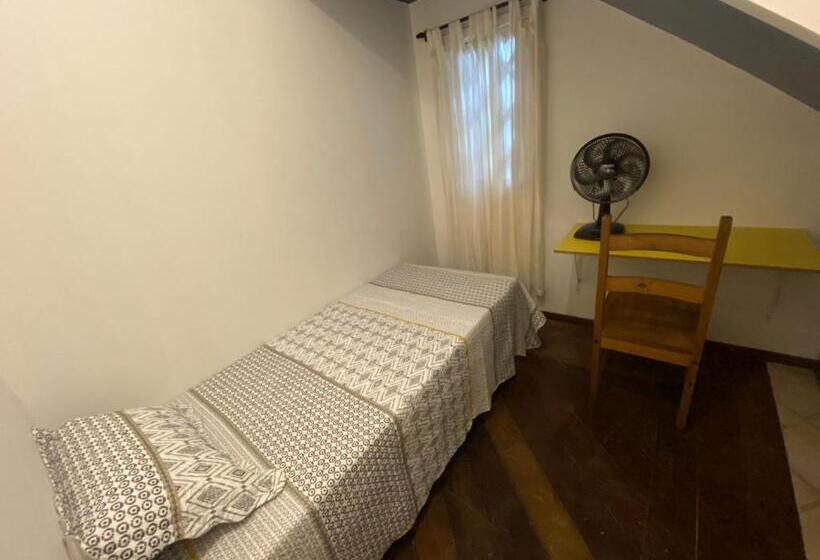 اتاق استاندارد یک تخته با سرویس بهداشتی مشترک, Neighbor.hub Hostel & Coliving Floripa
