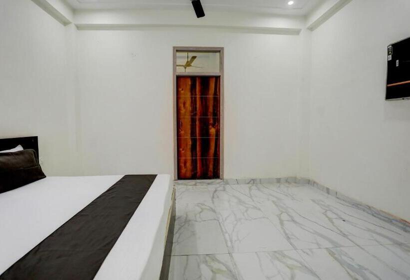 חדר קלאסי לשלושה, Oyo Hotel Diamond