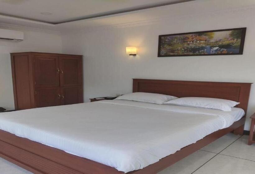 Quarto Deluxe, Palm Paradise Resort, Pernem